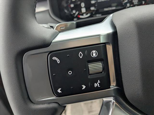 New 2026 Land Rover Discovery Limited Edition image 16