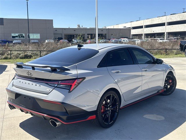 Used 2025 Hyundai Elantra N DCT image 12