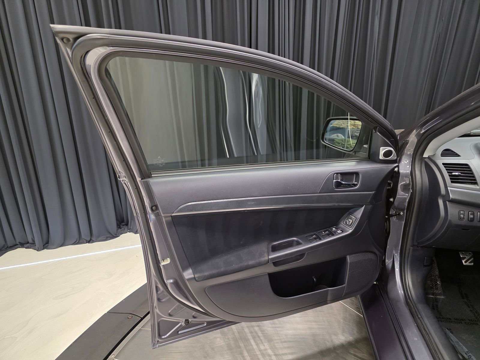 Used 2008 Mitsubishi Lancer Evolution GSR image 22