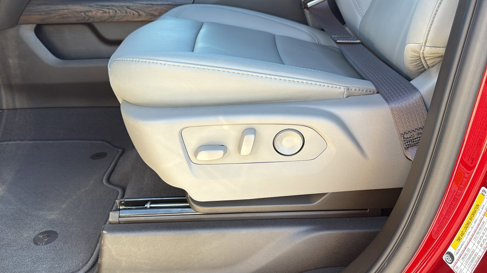 New 2026 GMC Sierra 2500 SLT w/ SLT Premium Package AWD/4WD image 10