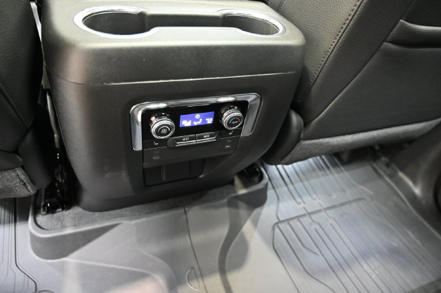 New 2026 GMC Yukon XL Denali w/ Sun & Power Step Package AWD/4WD image 29