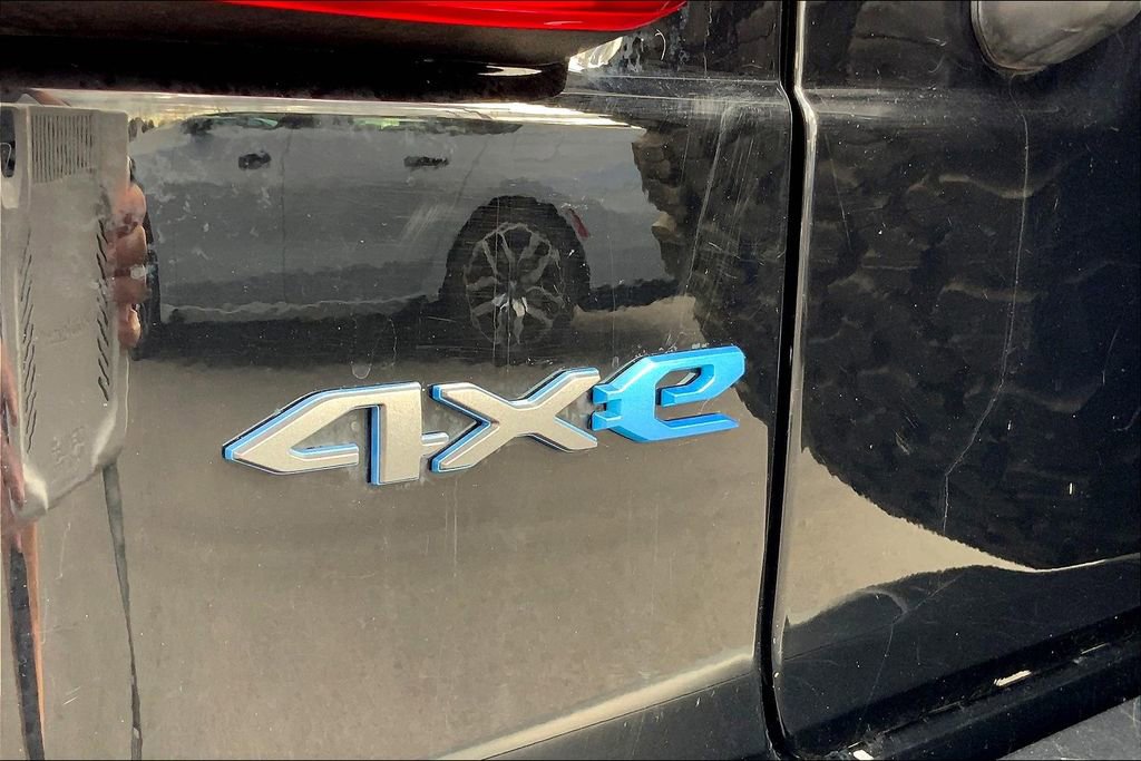 Used 2021 Jeep Wrangler Unlimited Rubicon 4xe w/ Dual Top Group image 8