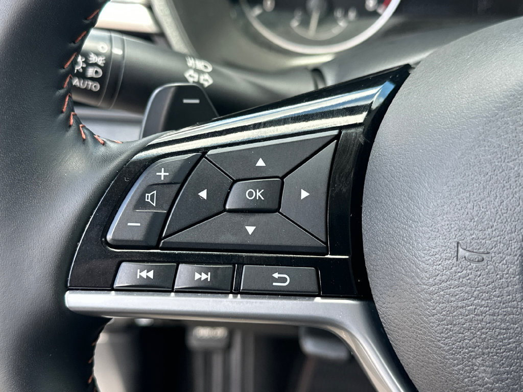 Used 2025 Nissan Altima 2.5 SR FWD image 25