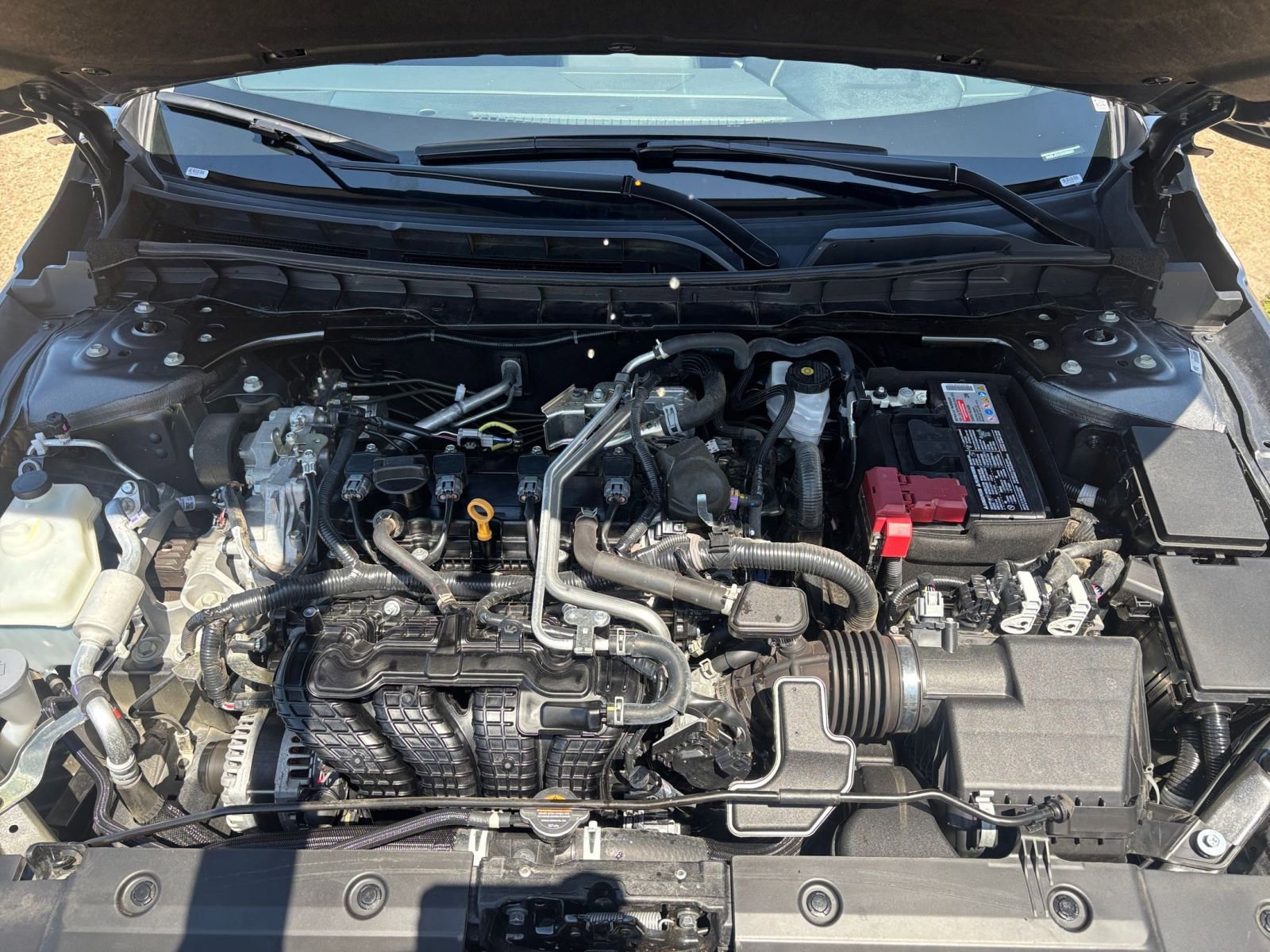 Used 2025 Nissan Altima 2.5 SV FWD image 32