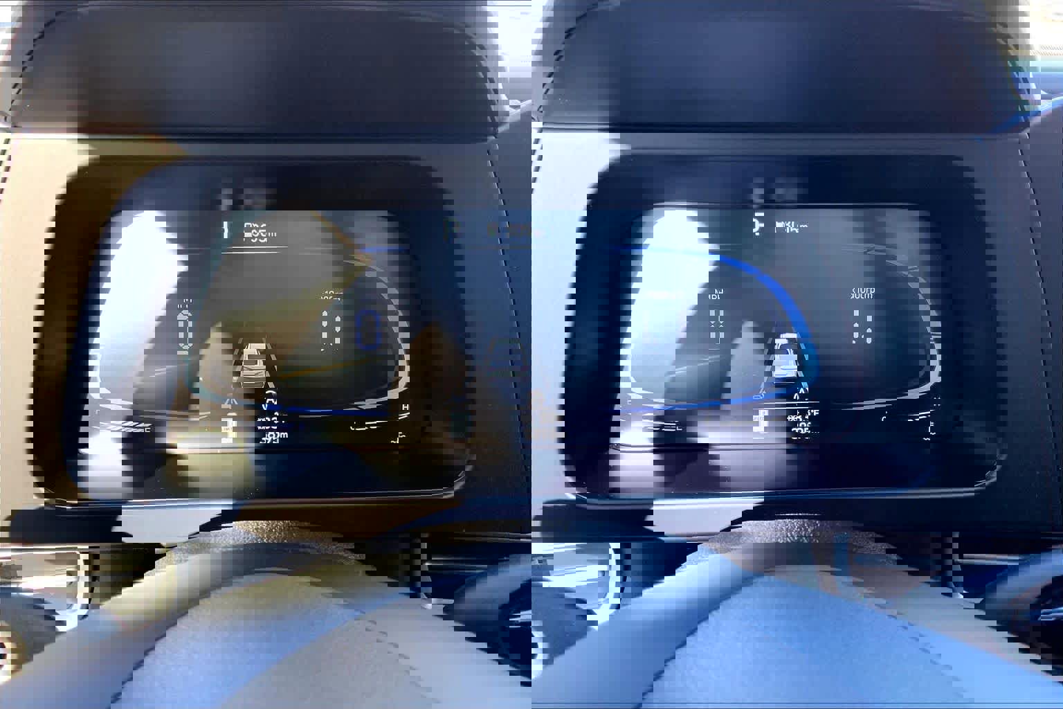 Certified 2024 Hyundai Elantra SE image 25