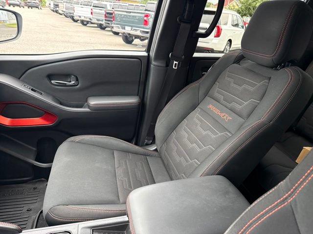Used 2022 Nissan Frontier PRO-4X AWD/4WD image 22