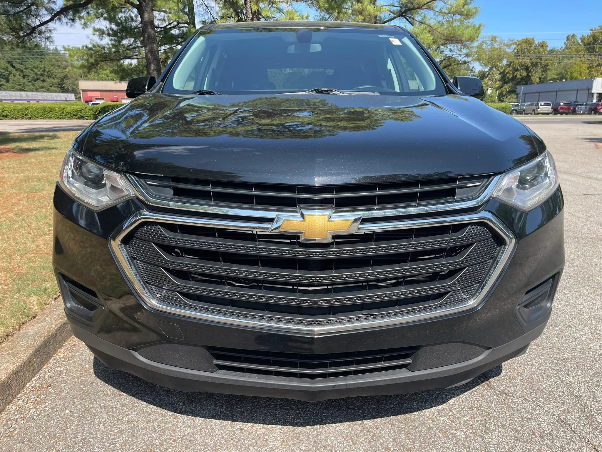 Used 2019 Chevrolet Traverse LS FWD image 8