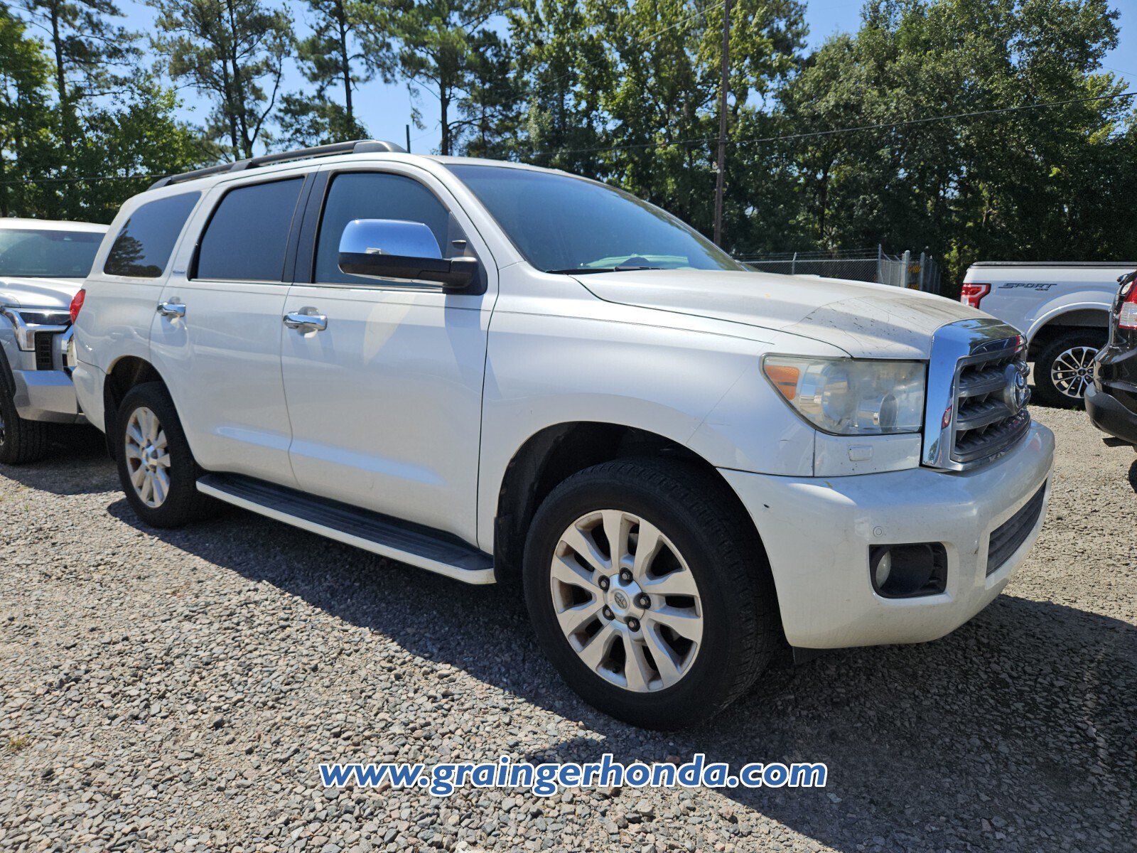 Used 2015 Toyota Sequoia Platinum RWD image 4