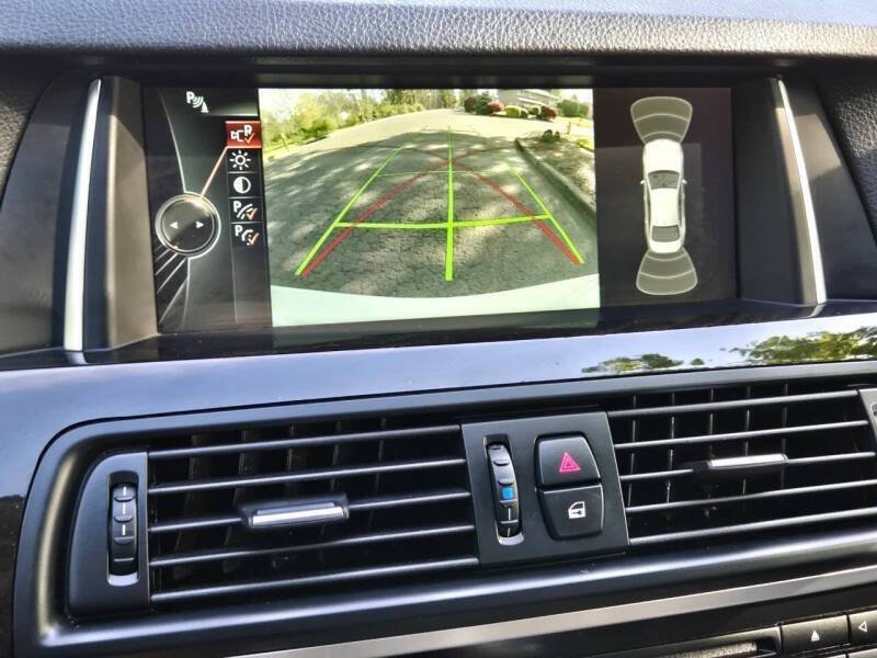 Used 2014 BMW 535d Sedan RWD image 22