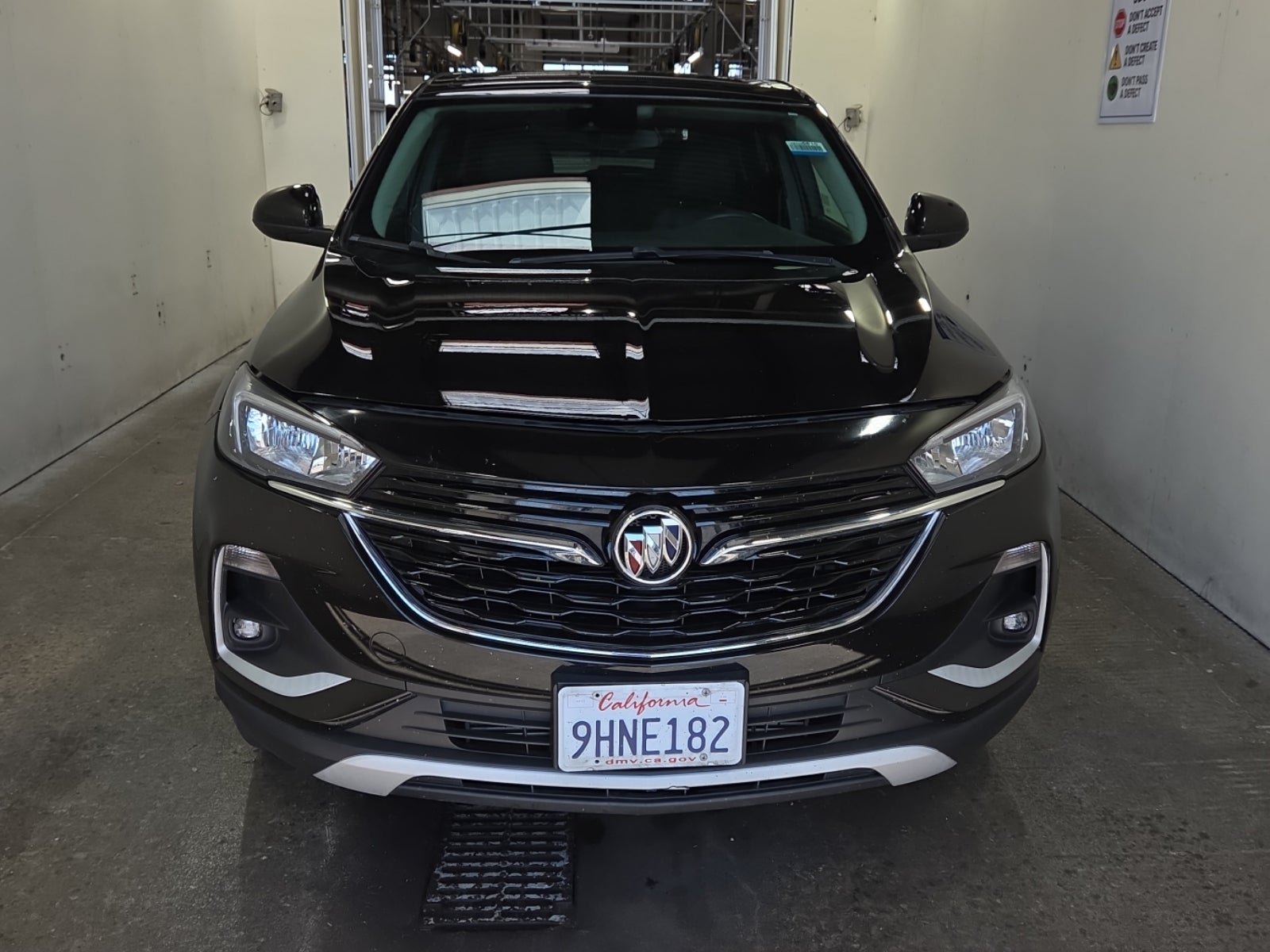 Used 2023 Buick Encore GX Preferred w/ Cold Weather Comfort Package AWD/4WD image 2