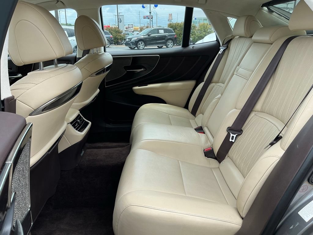 Used 2018 Lexus LS 500 w/ Interior Upgrade Package RWD image 14