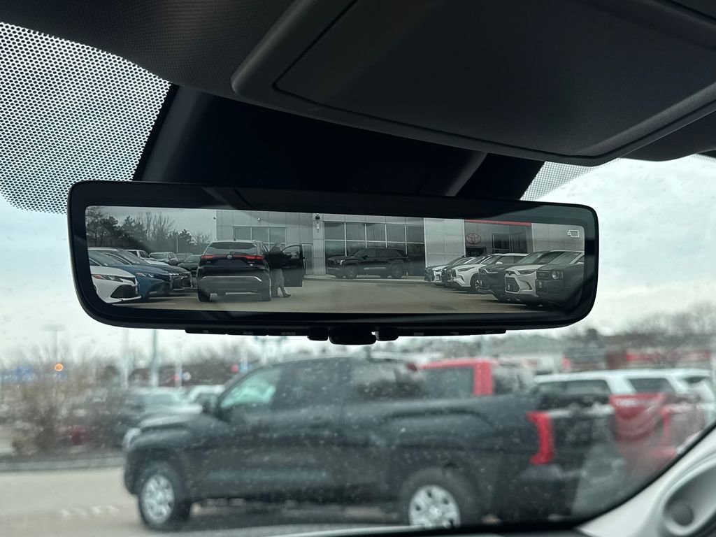 New 2026 Toyota Highlander Platinum image 36