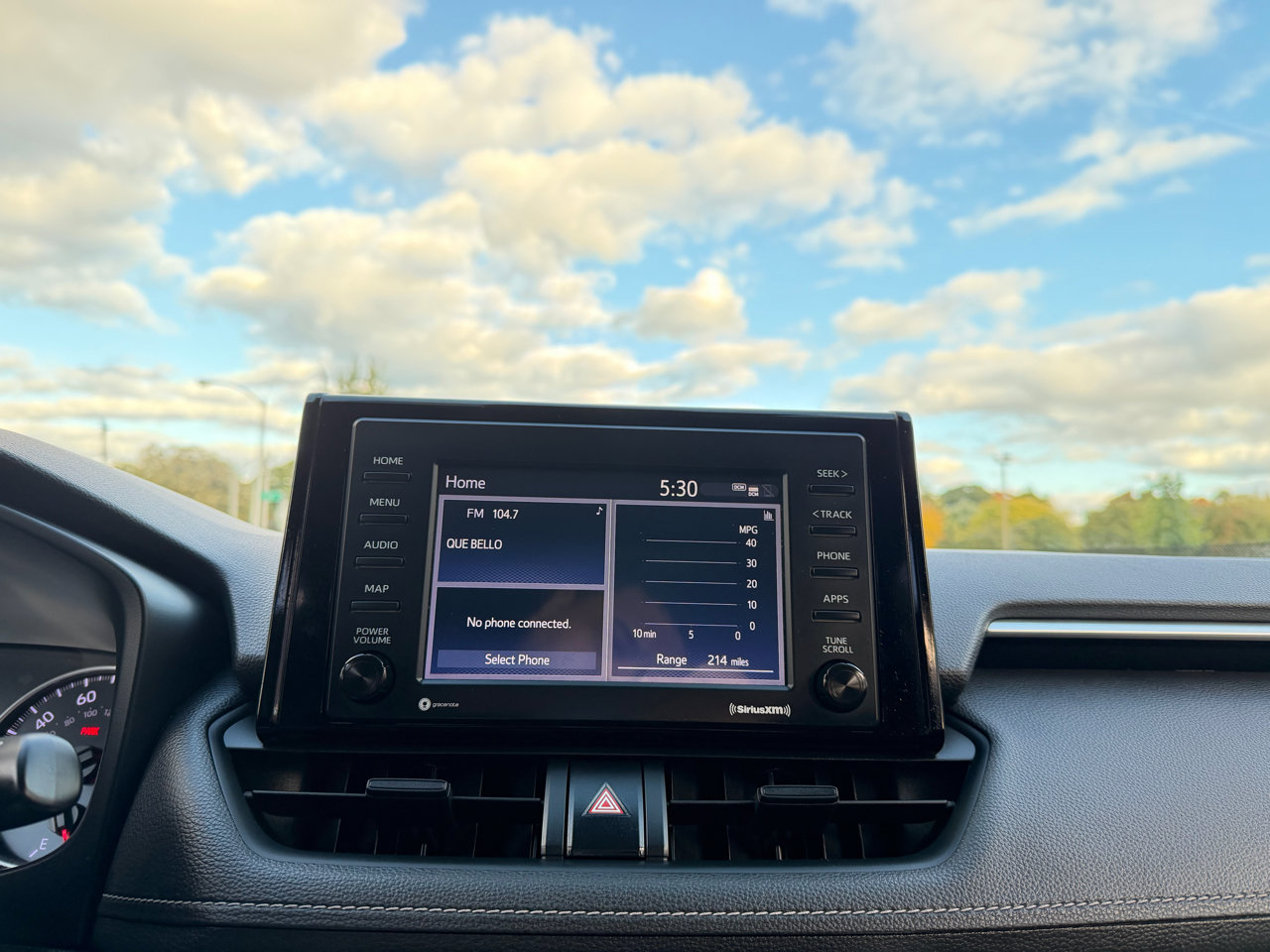 Used 2021 Toyota RAV4 XLE image 12