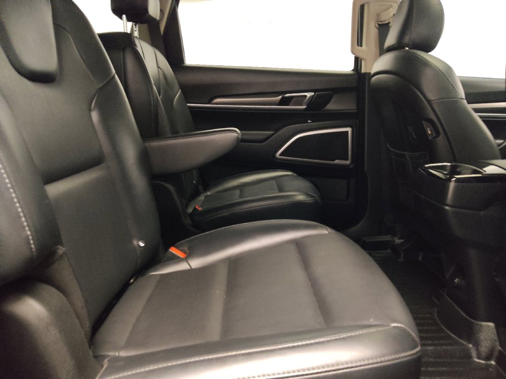 Used 2020 Kia Telluride S FWD image 19