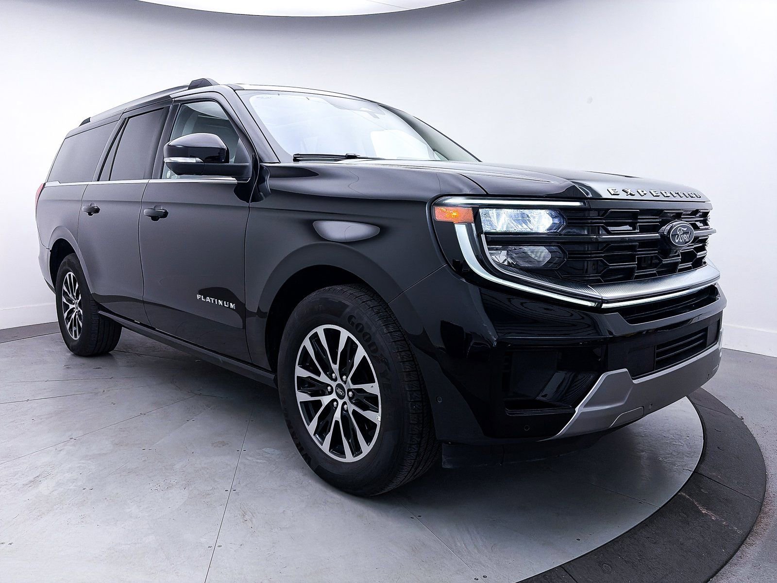Used 2025 Ford Expedition Max Platinum image 27