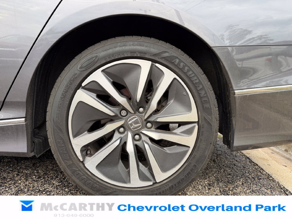 Used 2020 Honda Accord Touring image 9