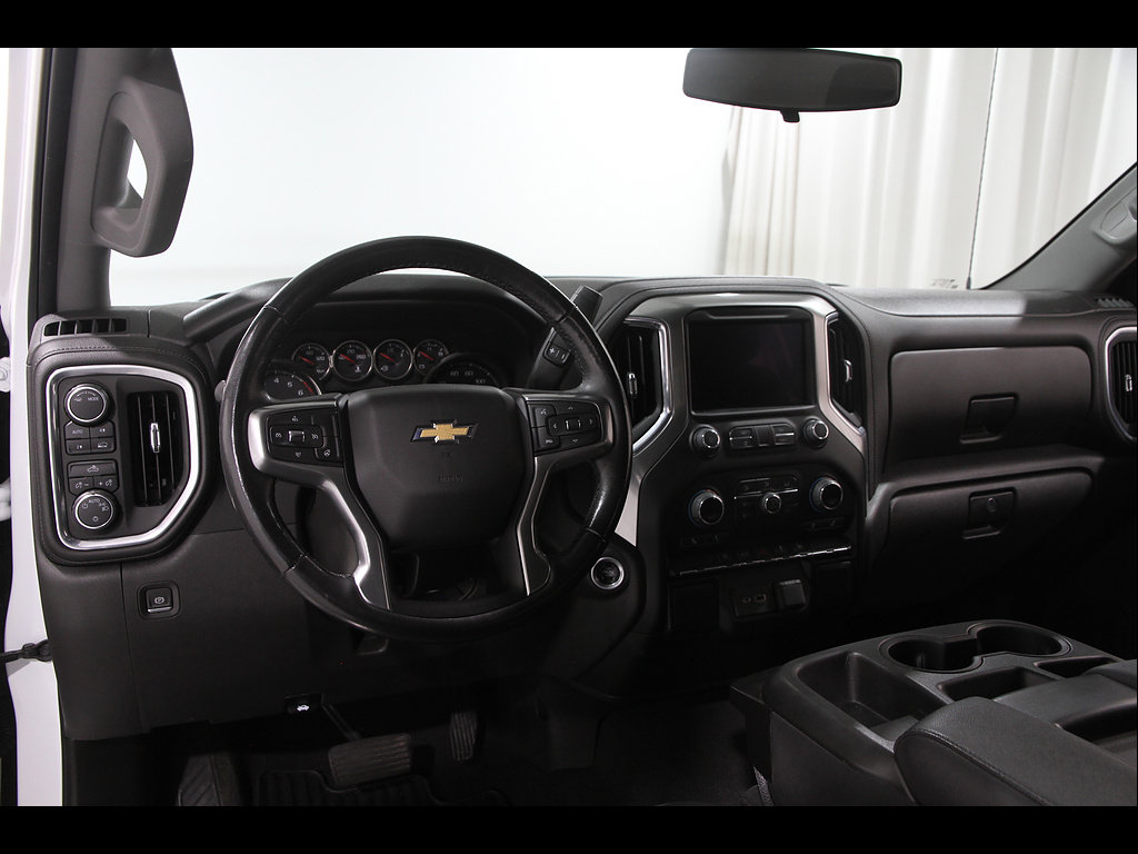 Used 2022 Chevrolet Silverado 1500 LT AWD/4WD image 7