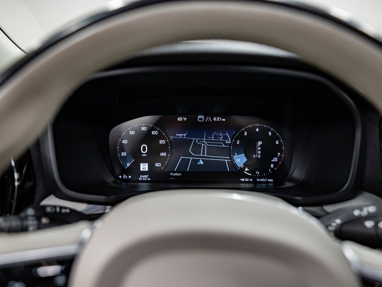 Used 2021 Volvo V60 T5 Cross Country image 40