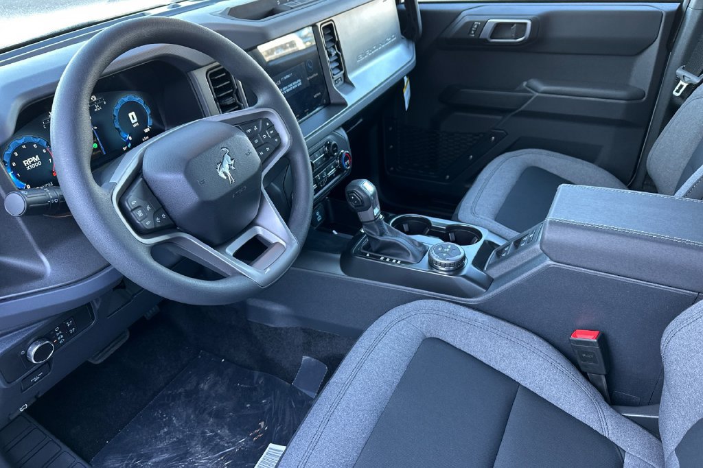 Used 2025 Ford Bronco 4-Door AWD/4WD image 10