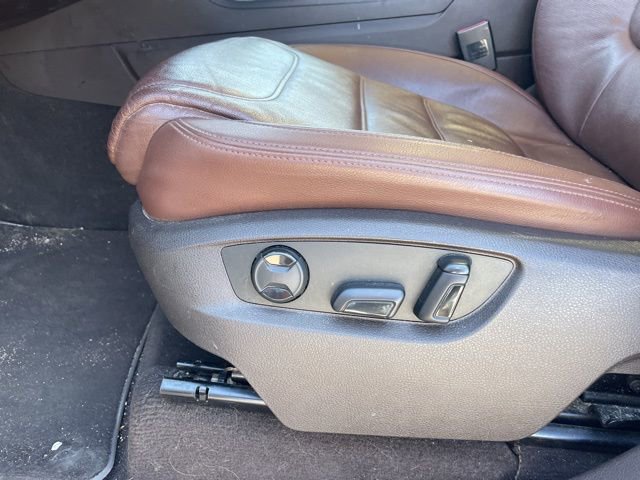 Used 2013 Volkswagen Touareg Executive image 17