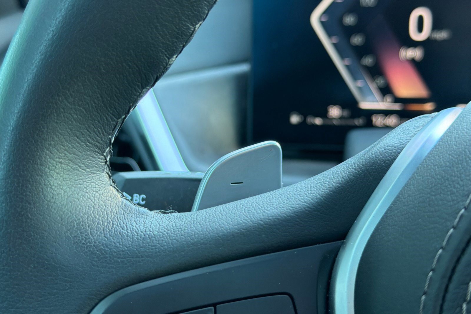 Used 2026 BMW X5 xDrive40i w/ Climate Comfort Package image 34