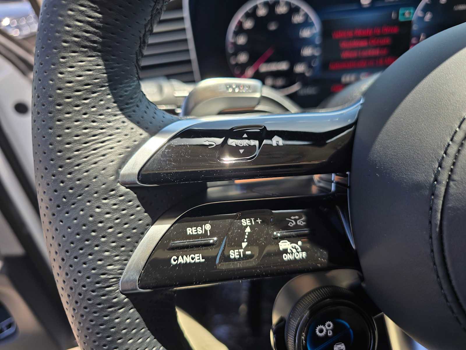 Used 2026 Mercedes-Benz GLE 53 AMG 4MATIC image 26