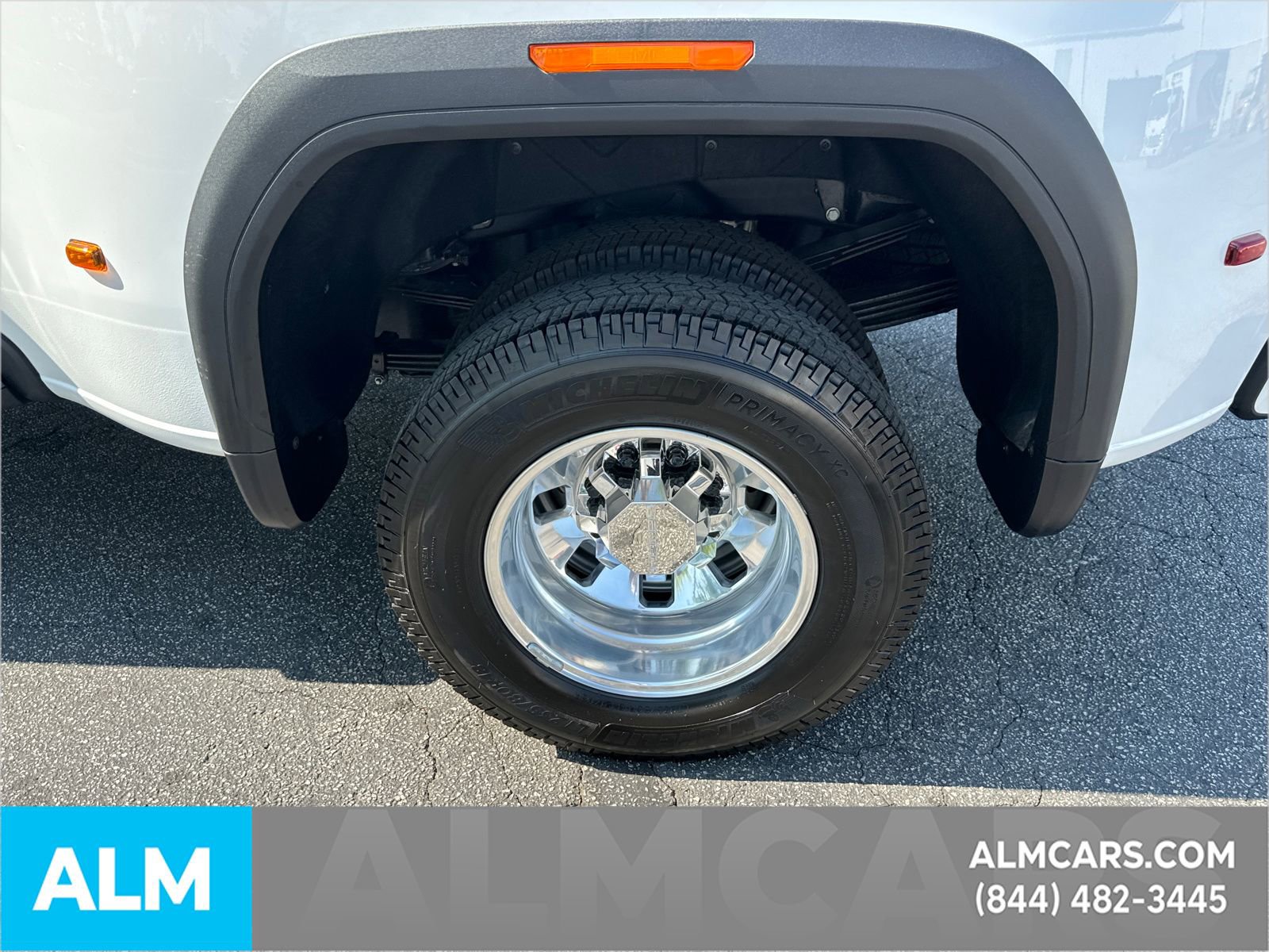 Used 2025 GMC Sierra 3500 Denali Ultimate image 23