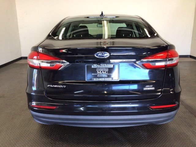 Used 2020 Ford Fusion SE FWD image 5