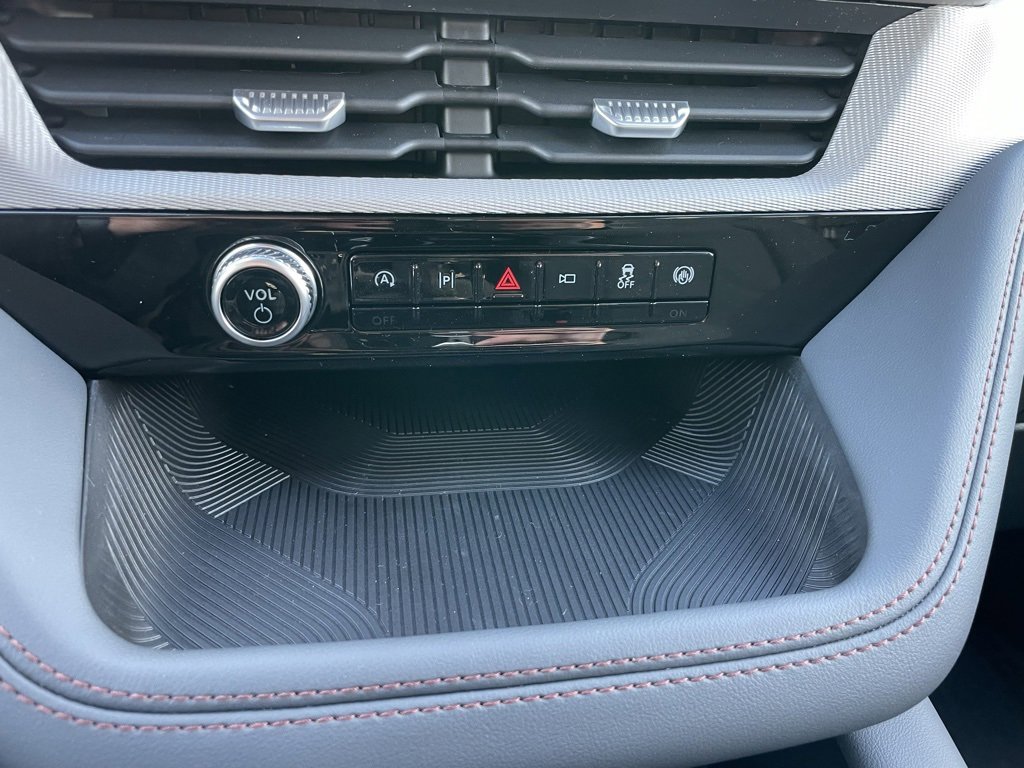 New 2026 Ford Explorer Active image 12