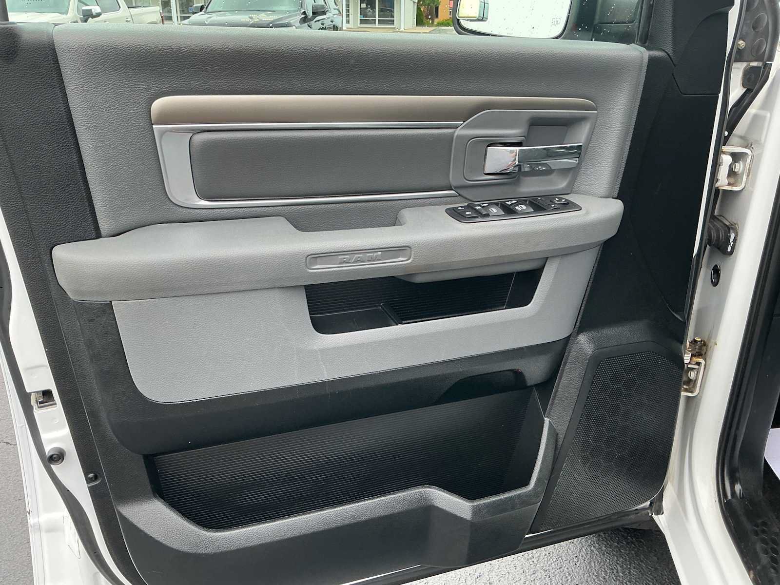 Used 2017 RAM 1500 Outdoorsman AWD/4WD image 18