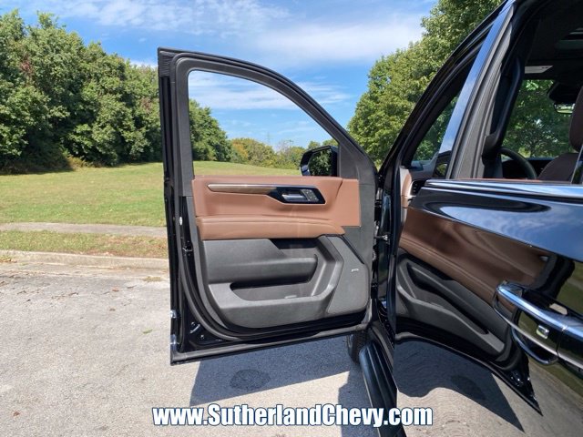 New 2027 Chevrolet Tahoe High Country w/ Sun And Tow Package AWD/4WD image 13