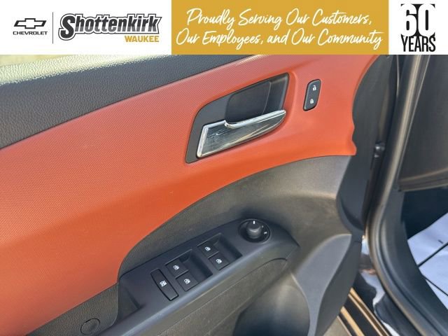 Used 2016 Chevrolet Sonic LT image 25