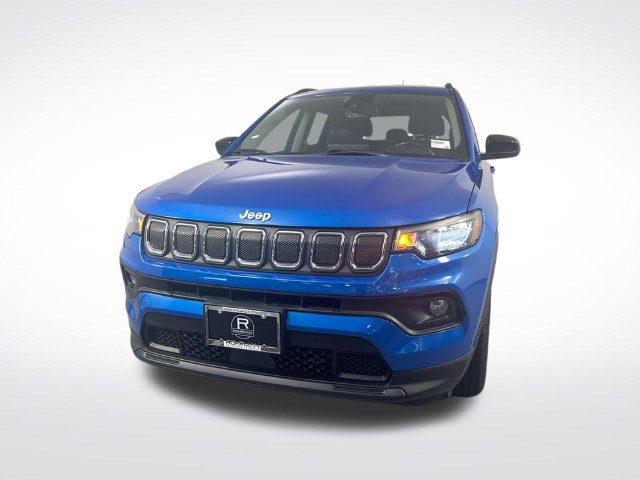 Used 2022 Jeep Compass Latitude w/ Convenience Group AWD/4WD image 23