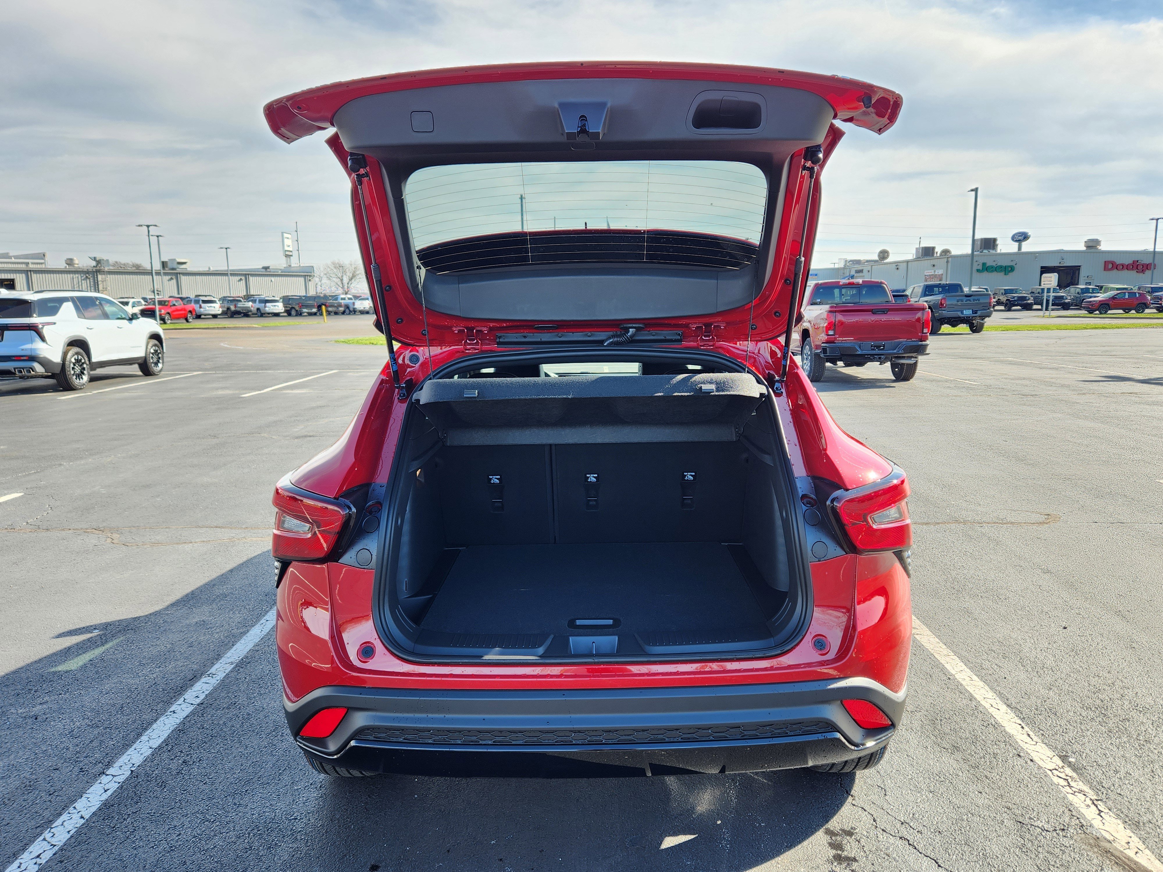 New 2026 Chevrolet Trax RS image 7