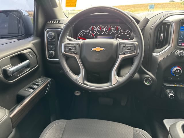 Certified 2022 Chevrolet Silverado 1500 LT w/ Z71 Off-Road Package AWD/4WD image 13