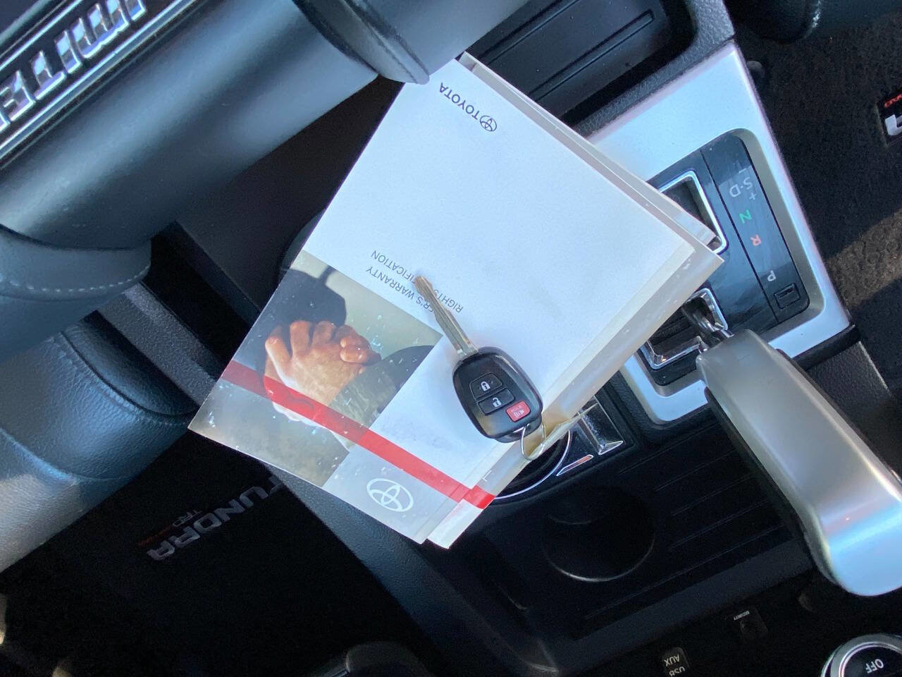 Used 2018 Toyota Tundra Limited w/ Limited Premium Package image 24