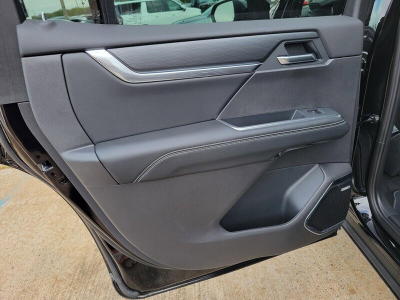 New 2026 GMC Acadia Elevation w/ Elevation Premium Package FWD image 30