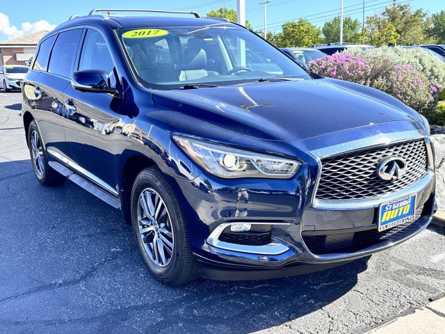 Used 2017 INFINITI QX60 FWD w/ Premium Plus Package