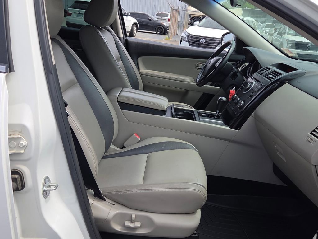 Used 2012 MAZDA CX-9 Touring image 13