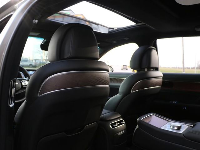 Used 2023 Genesis G90 3.5T image 14