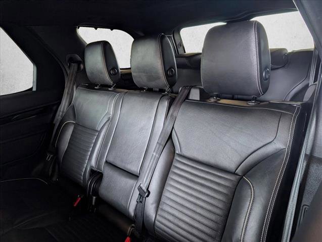 Used 2023 Land Rover Discovery S R-Dynamic AWD/4WD image 27