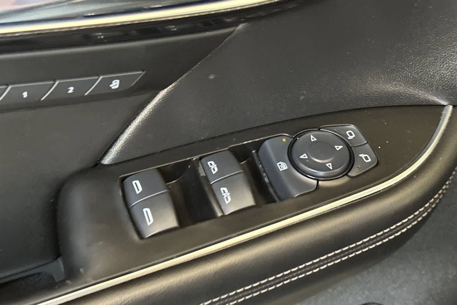 Used 2023 Buick Envision Essence FWD image 28
