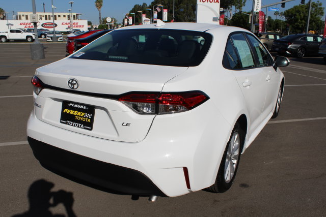 Certified 2026 Toyota Corolla LE w/ LE Premium Package FWD image 16