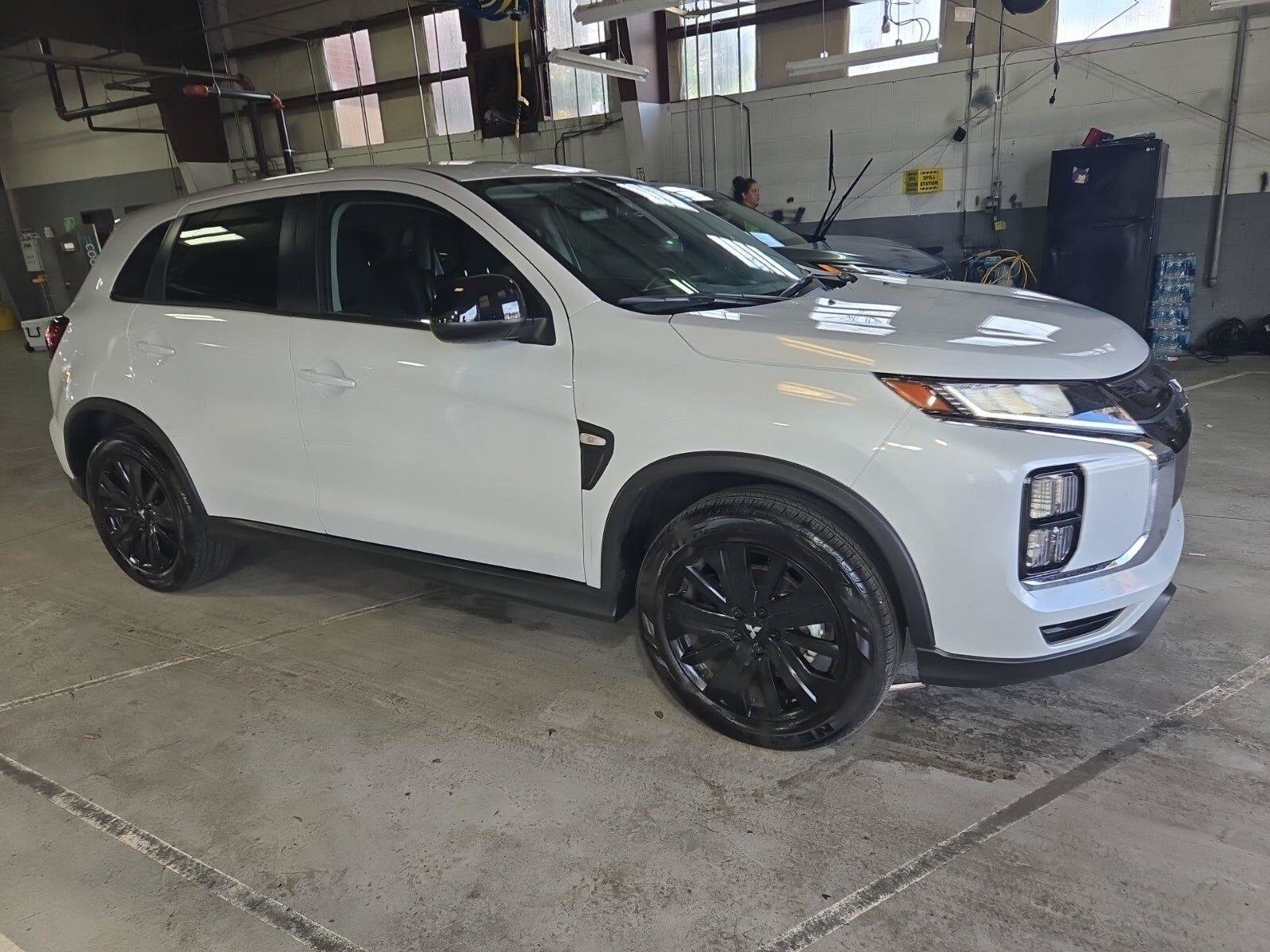 Used 2026 Mitsubishi Outlander Sport LE AWD/4WD image 15