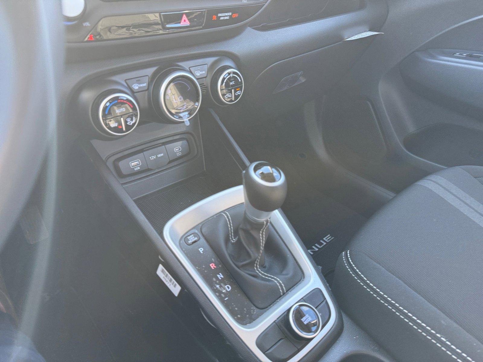 New 2025 Hyundai Venue SEL image 25