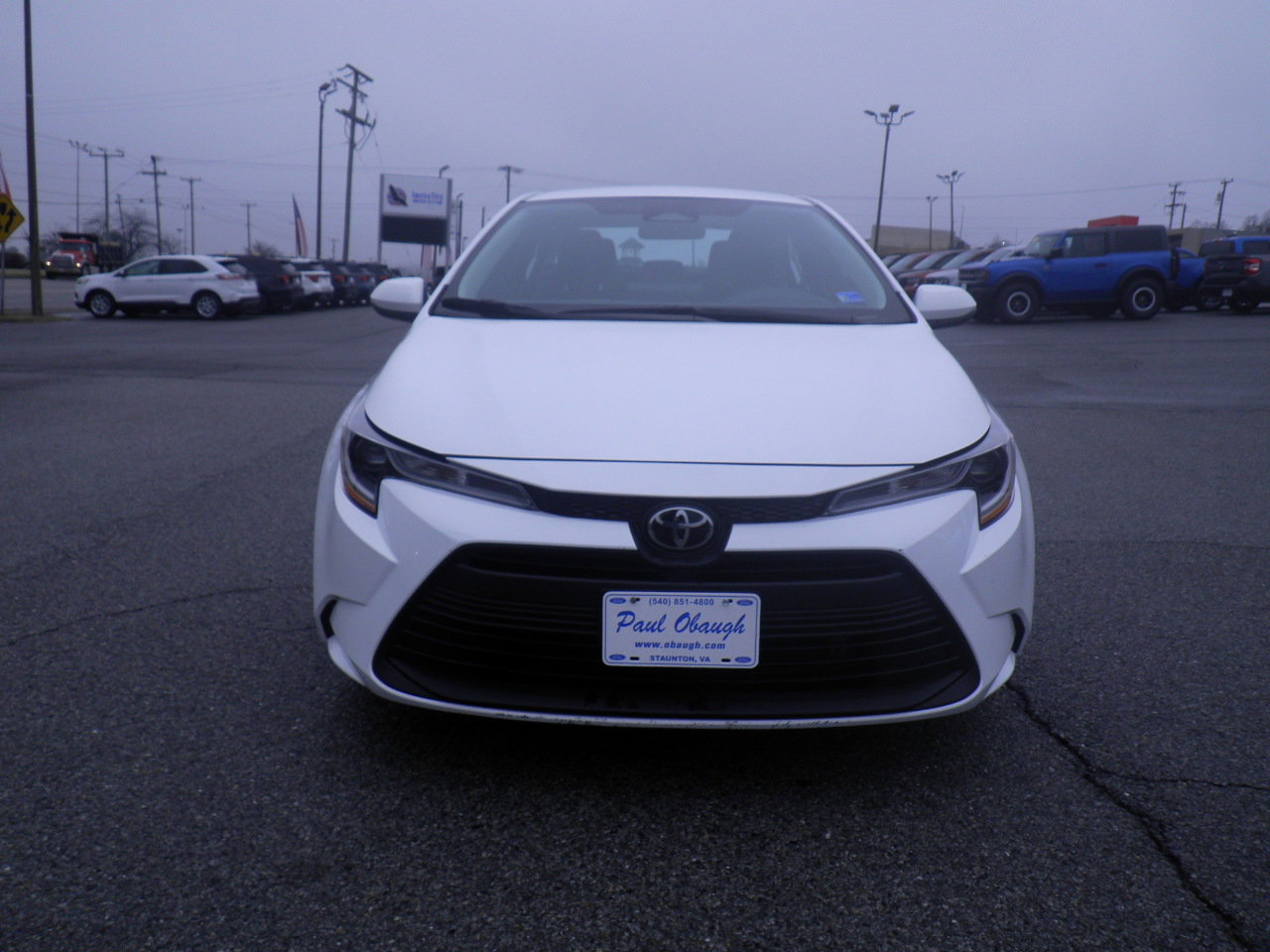 Used 2025 Toyota Corolla LE FWD image 2