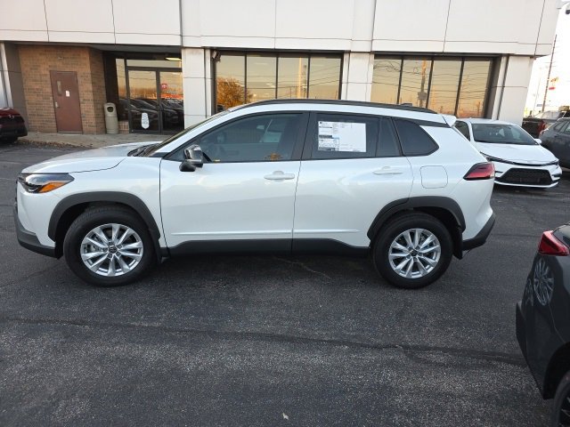 New 2026 Toyota Corolla Cross LE image 4