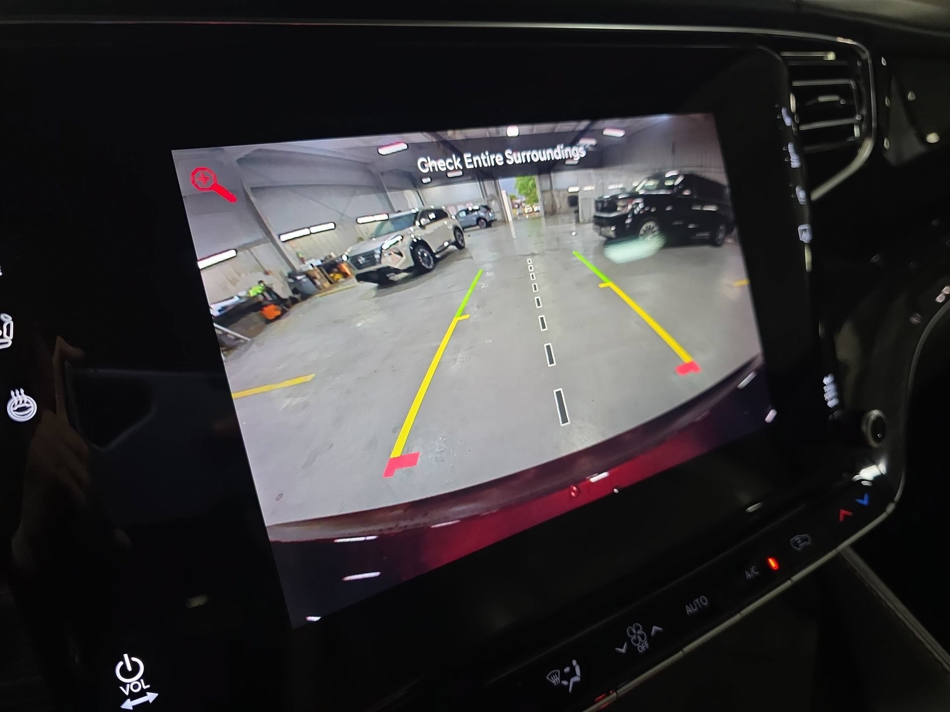 Used 2022 Jeep Wagoneer Series III w/ Rear Seat Video Group 1 AWD/4WD image 22