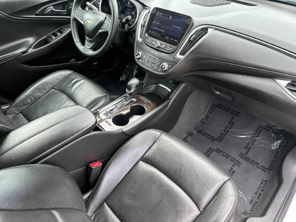 Used 2024 Chevrolet Malibu LT FWD image 14
