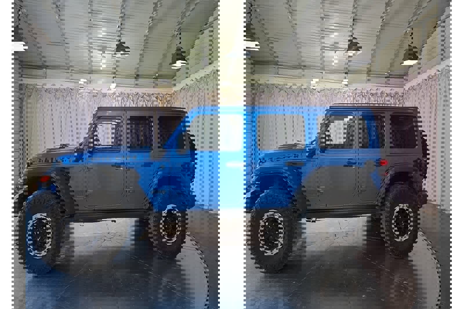 Used 2022 Jeep Wrangler Unlimited Rubicon 4xe w/ Cold Weather Group image 4